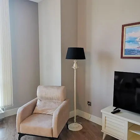 Metropoll Atasehir Apartment *